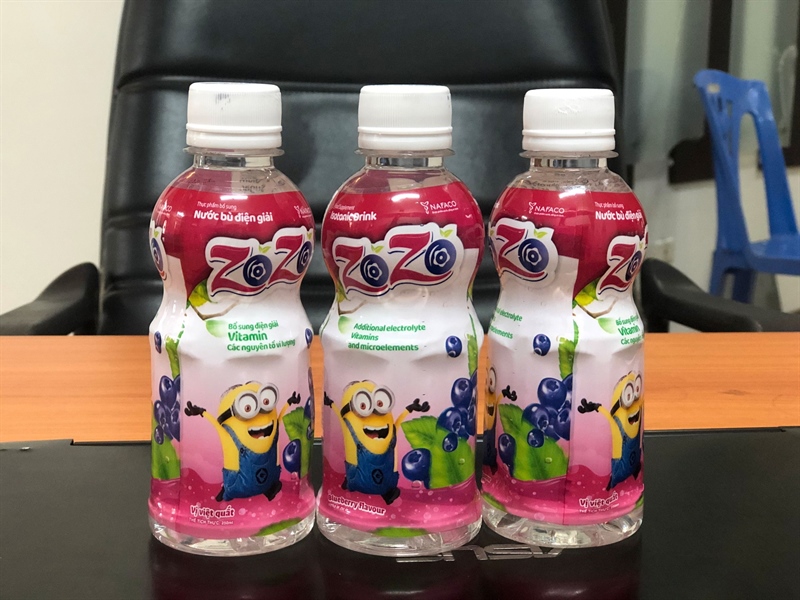 Nước bù điện giải ZOZO vị việt quất