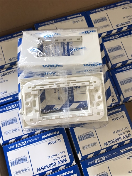 Mặt 3 Thiết Bị Wide Pana