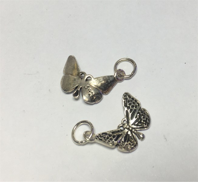 552-CHARM-(TU6T15721)-CON BƯỚM