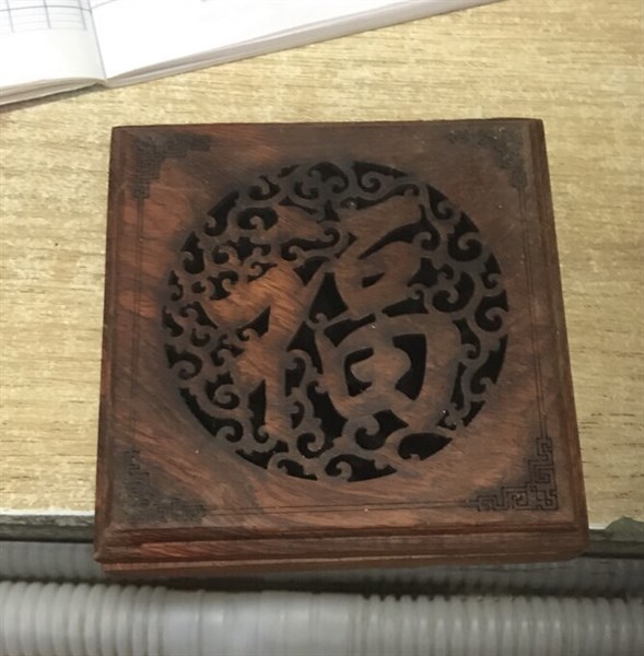 50-NTP-(050.17123.5C)-HỘP GỖ HỌA TIẾT VUÔNG