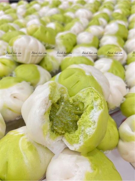 Bánh bao cốm dừa