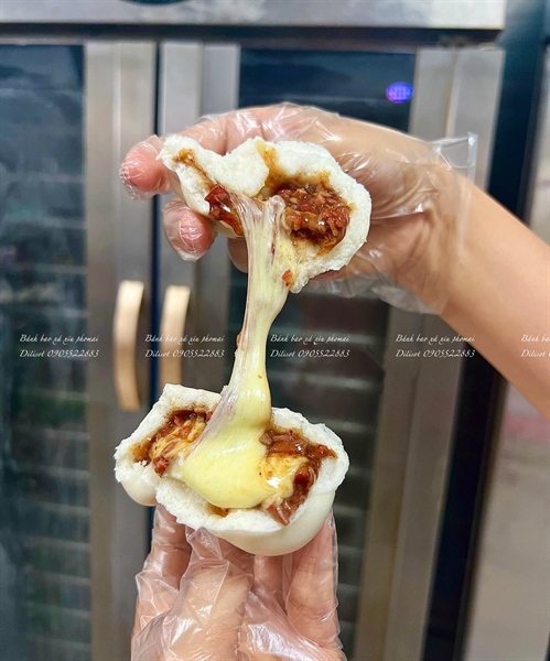 Bánh bao xá xíu phomai