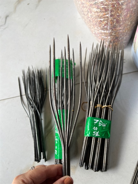 Mũi chĩa 3 lớn (3.8li)