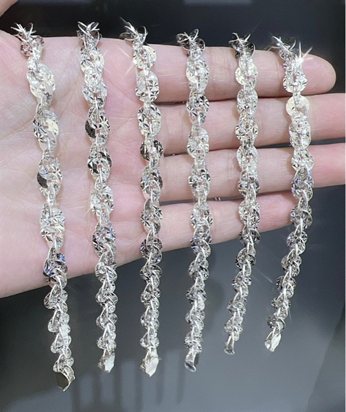 Lắc xoắn lá tròn 2c