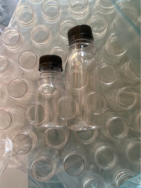 Lọ nhựa nắp đen 120ml