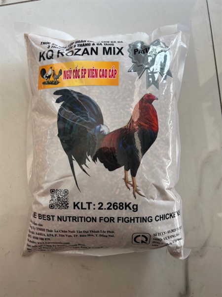 Ngũ cốc ép viên PATINUM xám 2.3kg