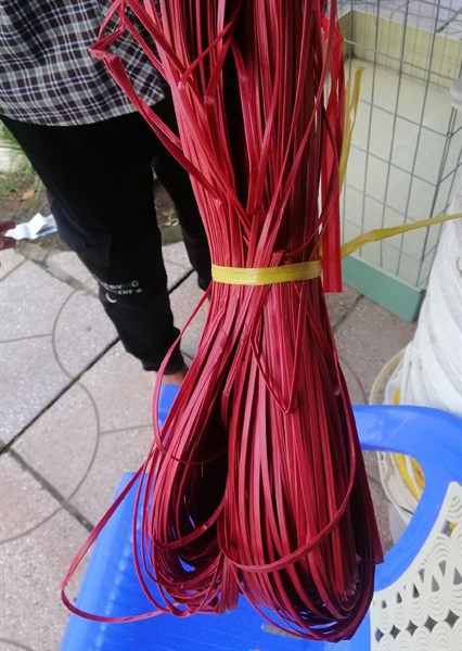 Dây bẹ Kẽm màu xanh, đỏ kg