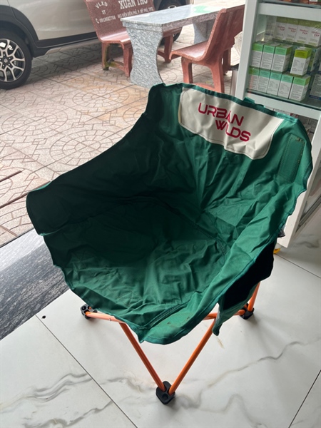 Ghế mặt trăng lớn