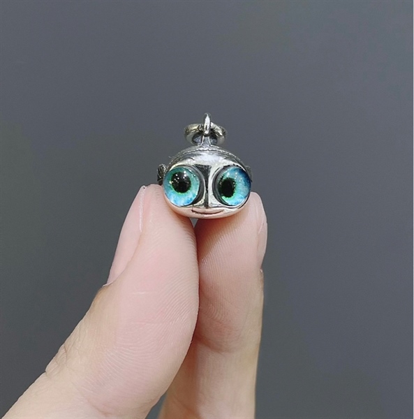 Mặt cá nóc mắt xanh xikim