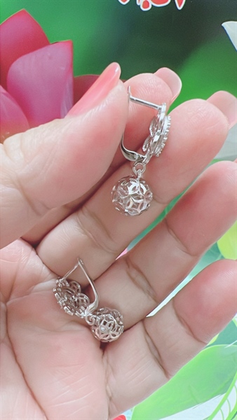Bông hoa trái châu lớn