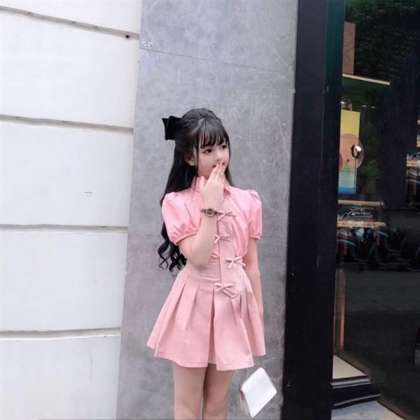 SET VÁY KÈM CRAVAT ĐÍNH NƠ