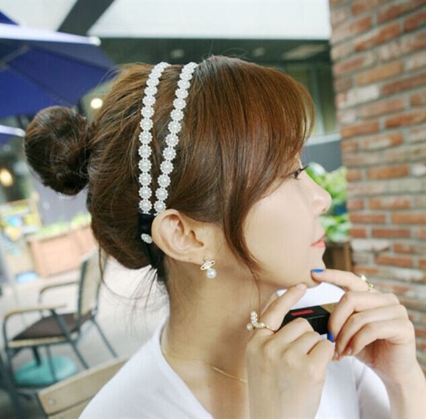 Băng đô cài tóc dây thun hoa trắng