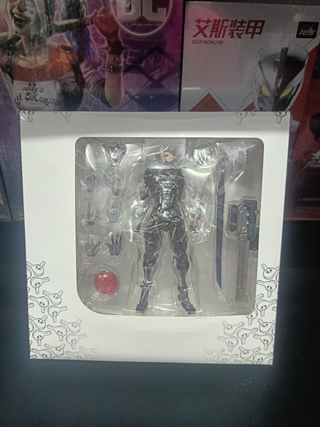 Mua bán REVOLTECH METAL GEAR RISING RAIDEN FAKE ( ĐEN)
