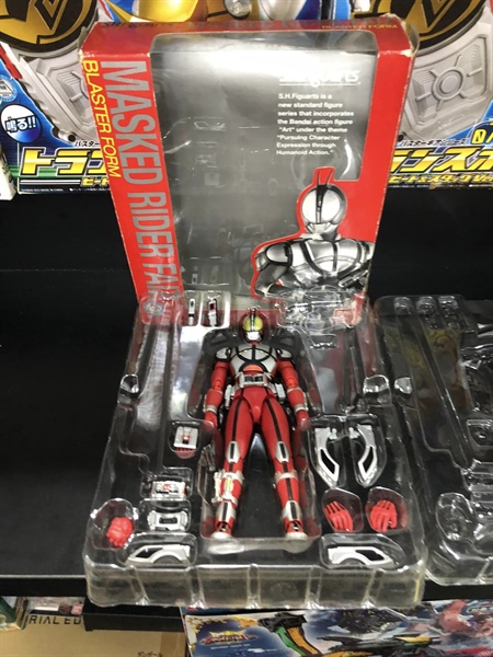 SHF KAMEN RIDER FAIZ BLASTER FORM 2ND (THIẾU VŨ KHÍ)