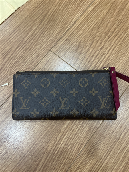 Ví LV dài hoa nâu 2 khoá kéo lòng đỏ+