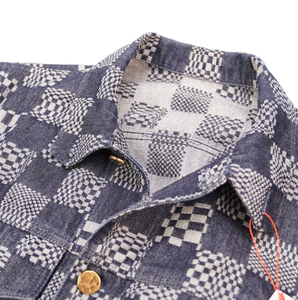 Áo khoác LV ô vuông đen xám KG+