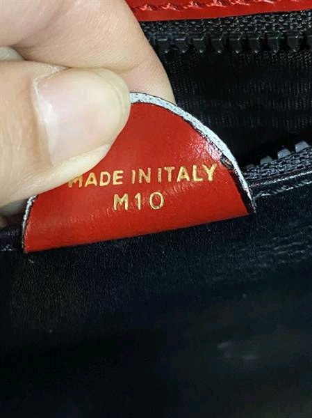 Túi Celine xách tay màu đỏ KG+