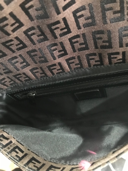 Túi xách Fendi nâu đen KG+