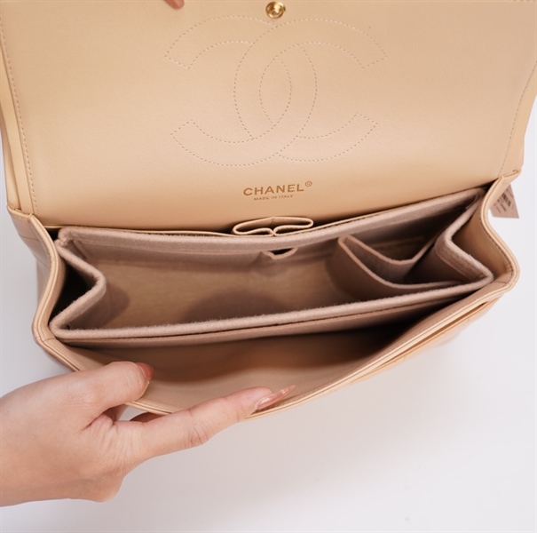 Túi Chanel Classic màu kem sz Jumbo TB+