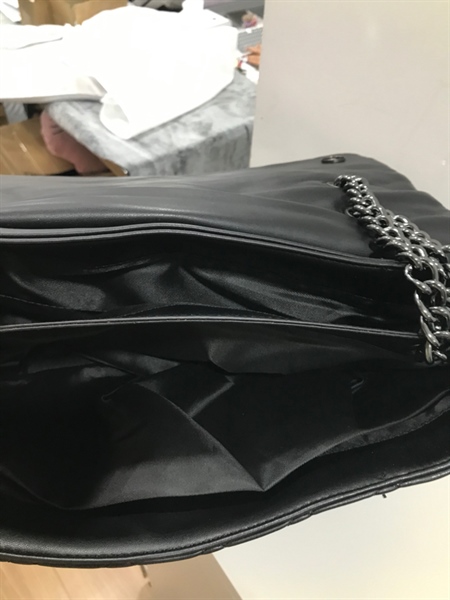 Túi Kurt Geiger London Mỏ đen KG+