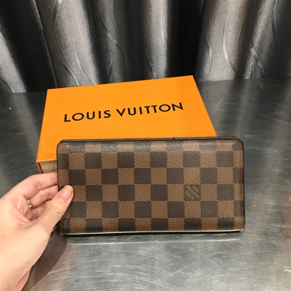 Ví LV gấp đôi ô vuông +