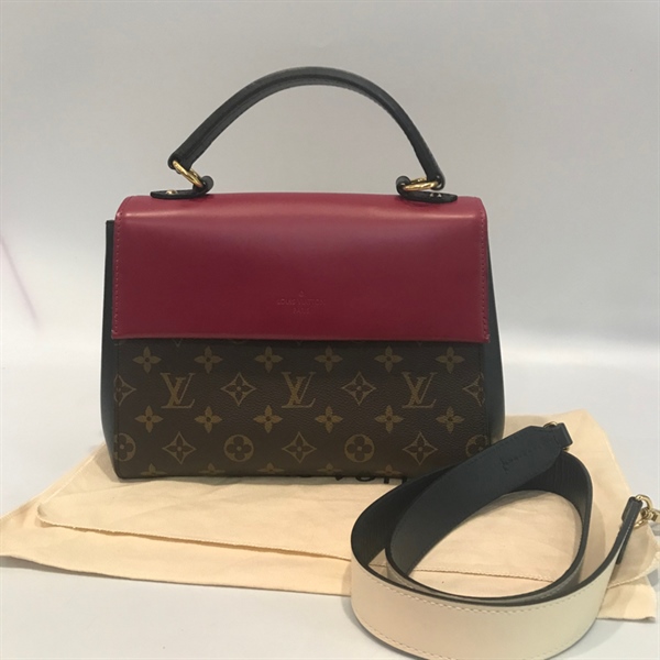 Túi LV Cluny CA1109 +