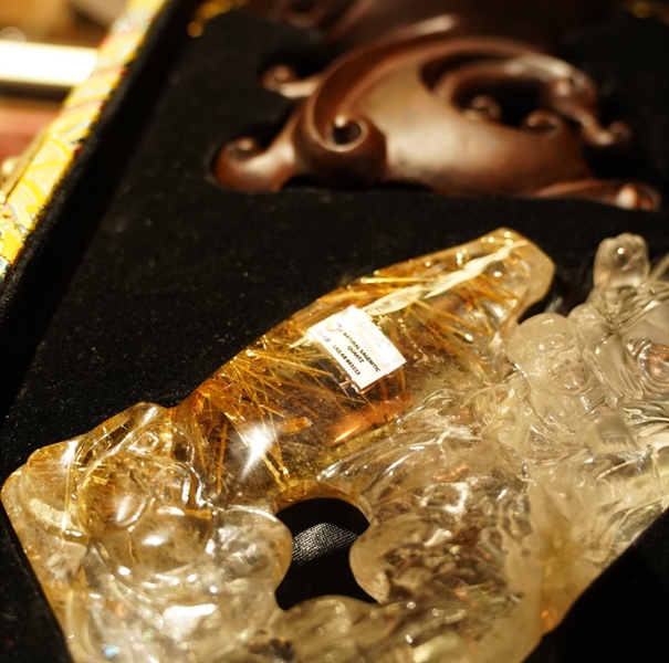 Tác phẩm Quan Âm Tự Tại tóc vàng 893233 +