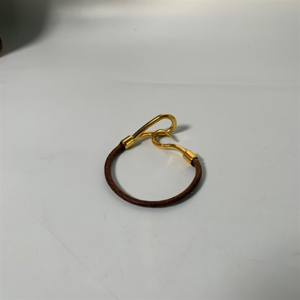 Vòng tay móc nâu +