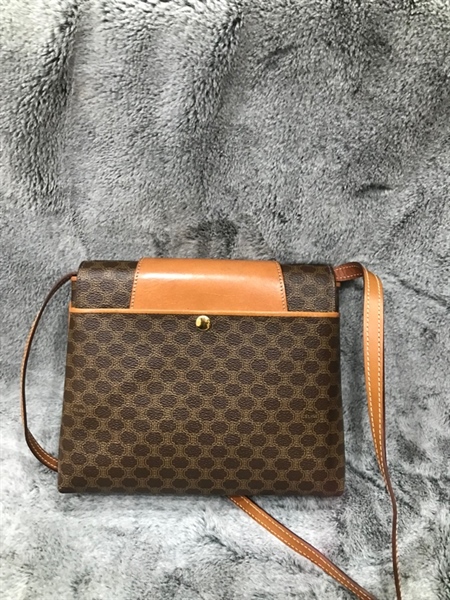 Túi đeo chéo Celine màu nâu +