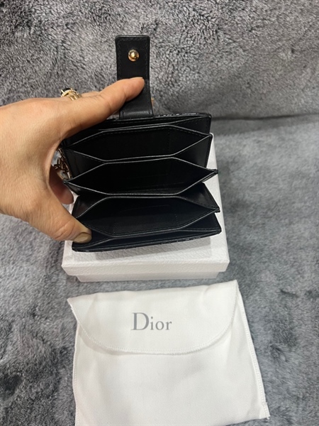 Ví Dior đen bóng KG+