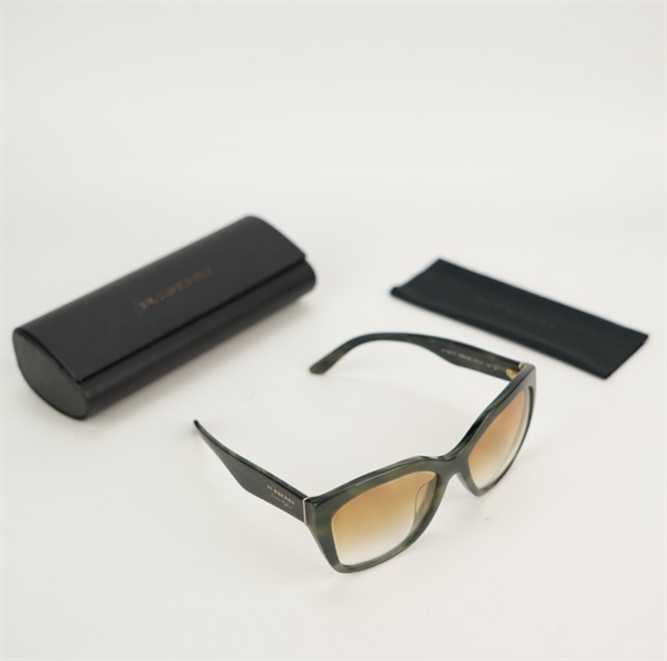 Kính BBR xanh 4261-F KG+