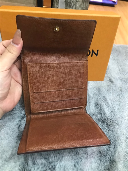 Ví LV 2 mặt hoa nâu viền vuông +