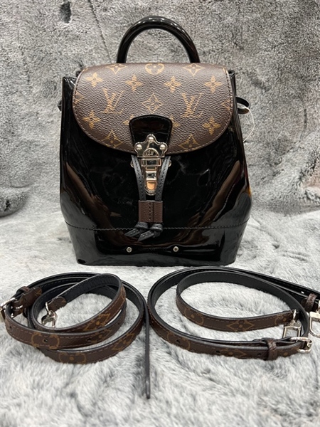 Balo LV đen nắp hoa nâu KG+