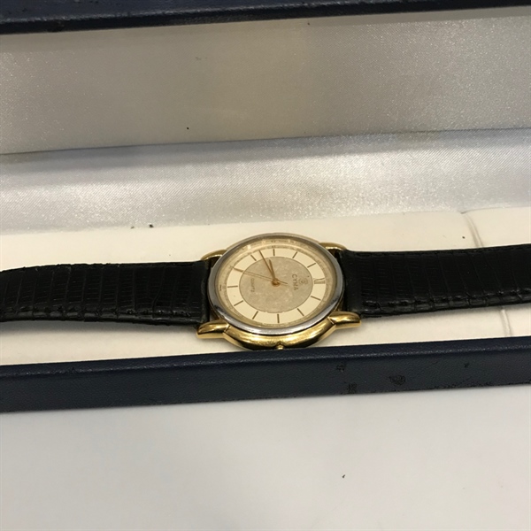 Đồng hồ Cyma đen KG+