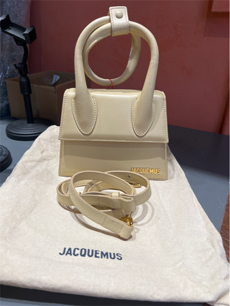 Túi jacquemus nude KG +