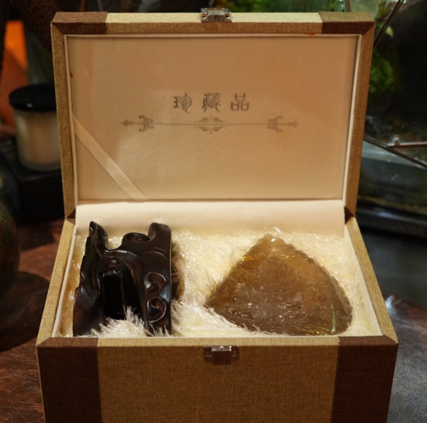 Tác phẩm hoàng tài tóc vàng +