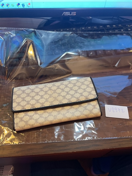 Ví Celine nắp gập TB+