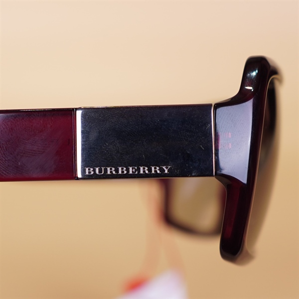 Kính Buberry gọng tím KG+