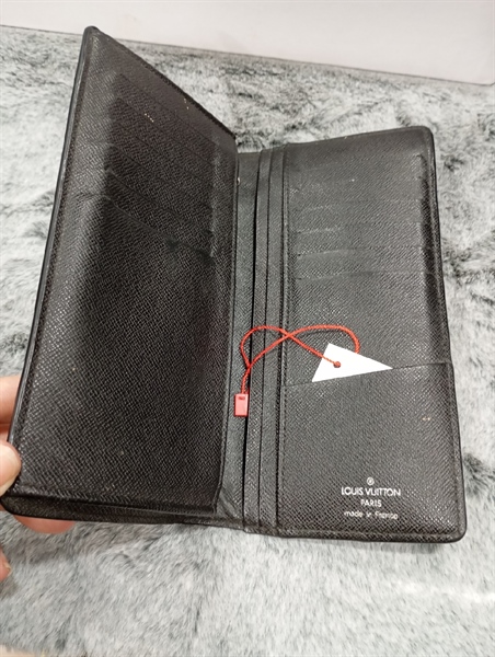 Ví LV gập đôi ô vuông nâu đen KG+