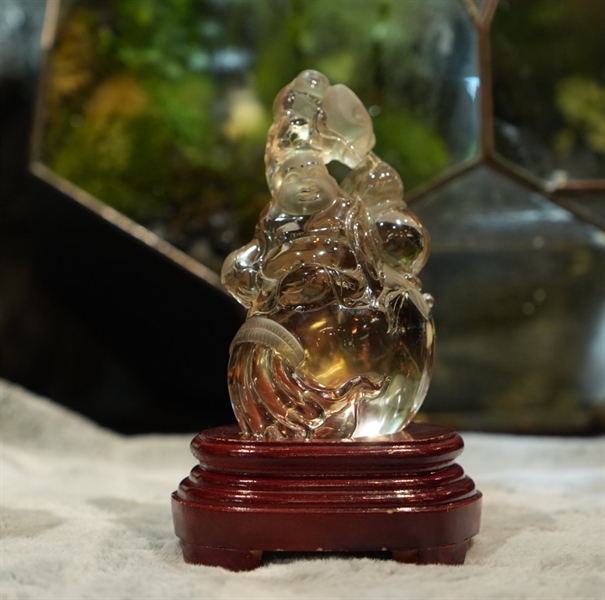 Tác phẩm Di Lặc thạch anh trắng trong VIP 277786 - CÓ ĐÊ +