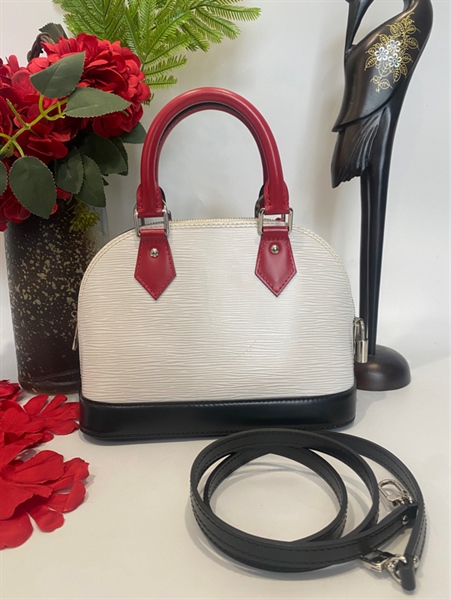 Túi LV trắng quai đỏ có ổ khoá KG+