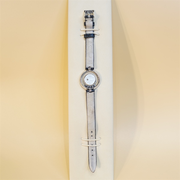 Đồng hồ nữ Chopard dây da mặt kim cương KG+