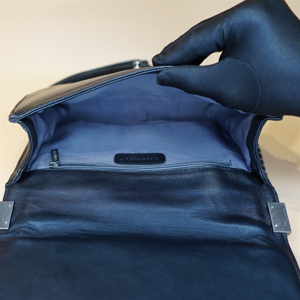 Túi Chanel đeo chéo