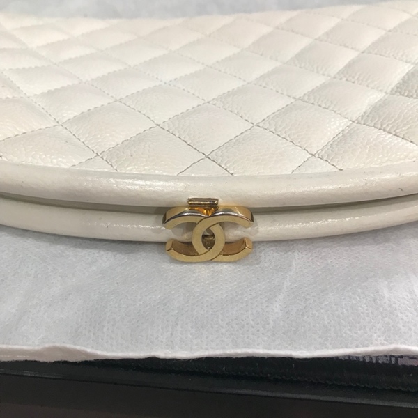 Túi CC cầm tay dáng bầu trắng KG+