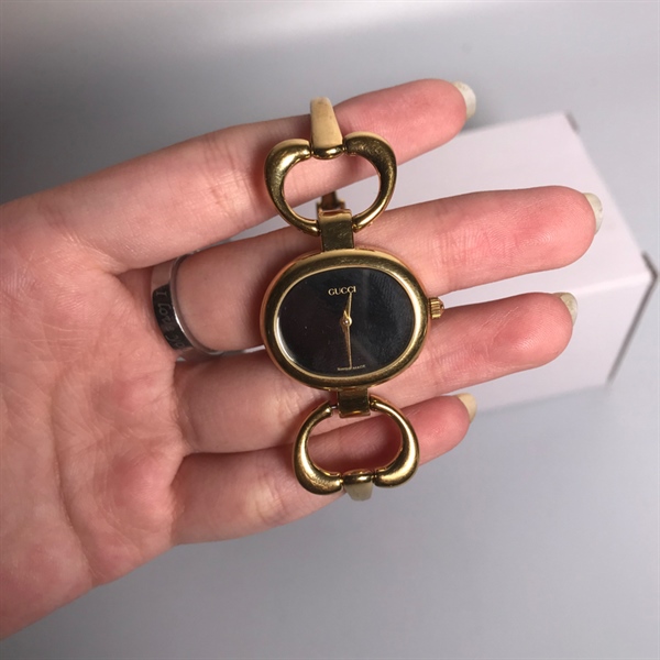 Đồng hồ Gucci vàng KG+