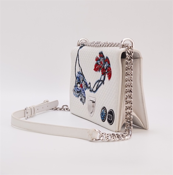 Túi Dior trắng in hoa đính cườm size 22cm KG+