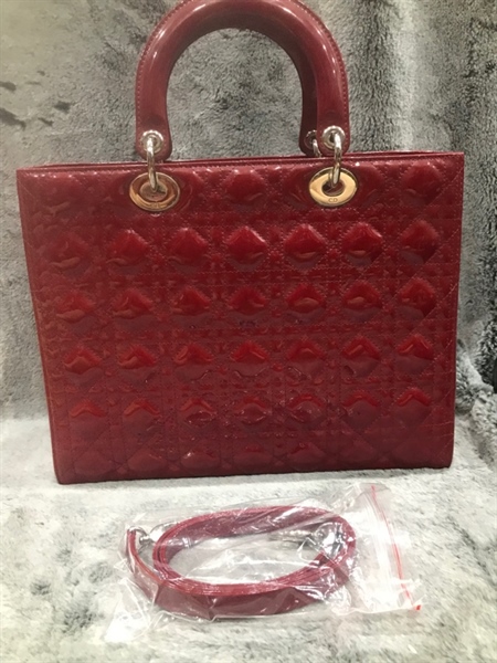 Túi Dior Lady đỏ bóng size 32cm+