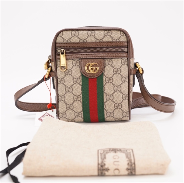 Túi đeo chéo GG phối day xanh đỏ KG+