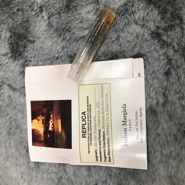 Set 10 Chai Nước Hoa Replica By The Fireplace 1.2ml+