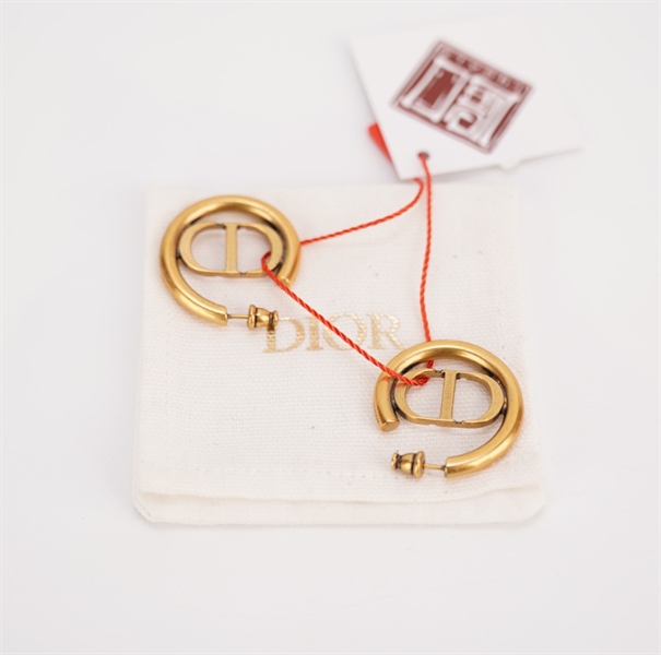 Bông tai Dior vàng đồng KG+